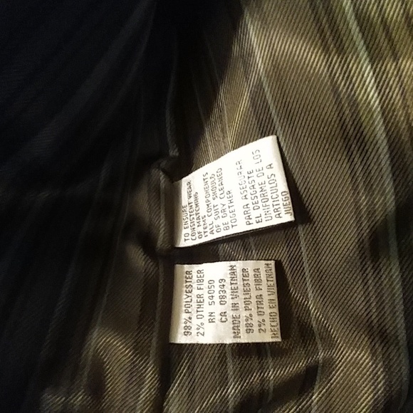 Jones New York Brown pinstripe blazer size 10 - Picture 3 of 6